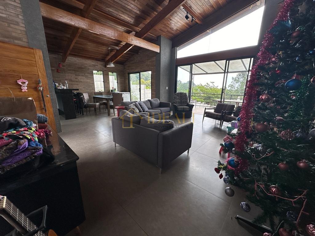 OPORTUNIDADE CASA EM CONDOMINIO A VENDA POR APENAS 1.160.000,00 - ATIBAIA - SP rua dos lírios  Atibaia - 