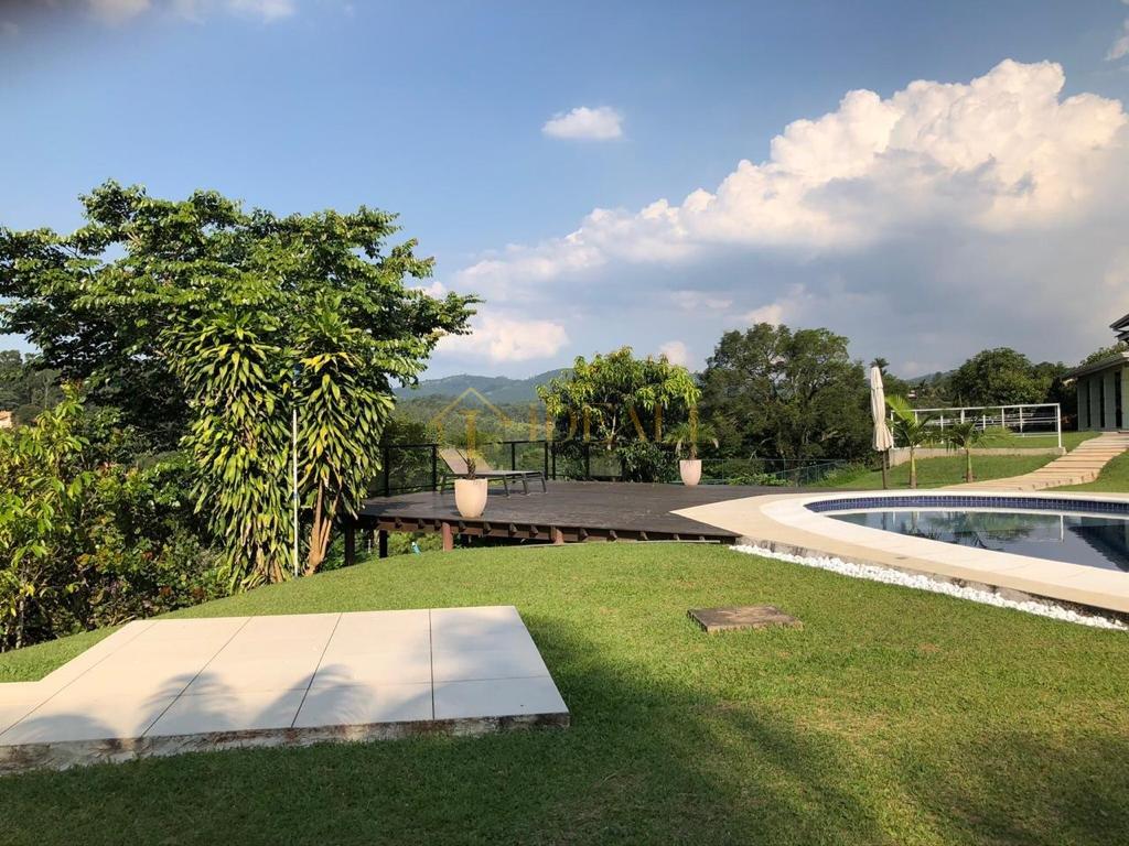Casa a venda em condomínio com maravilhosa vista - Mairiporã - 