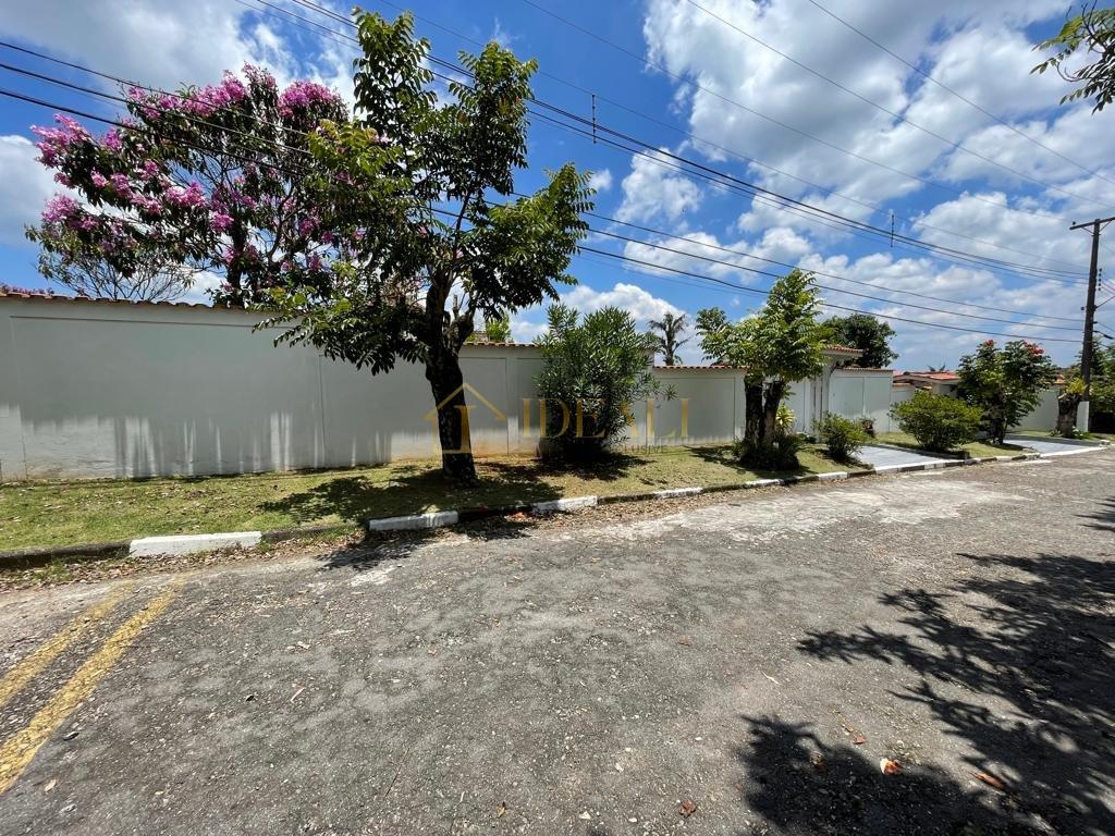 Excepcional Casa em Condomínio com acesso a represa em Mairiporã - Mairiporã - 