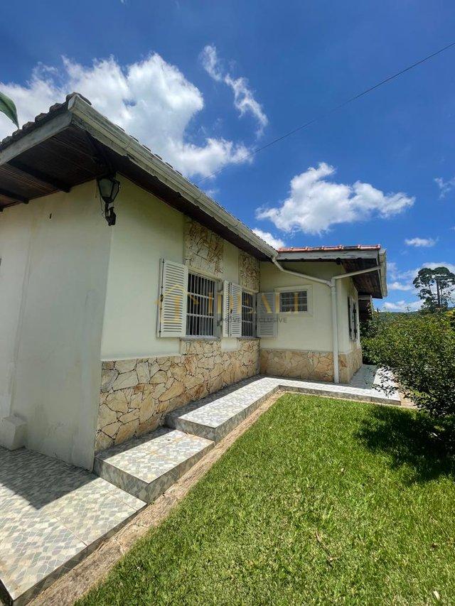 Excepcional Casa em Condomínio com acesso a represa em Mairiporã - Mairiporã - 