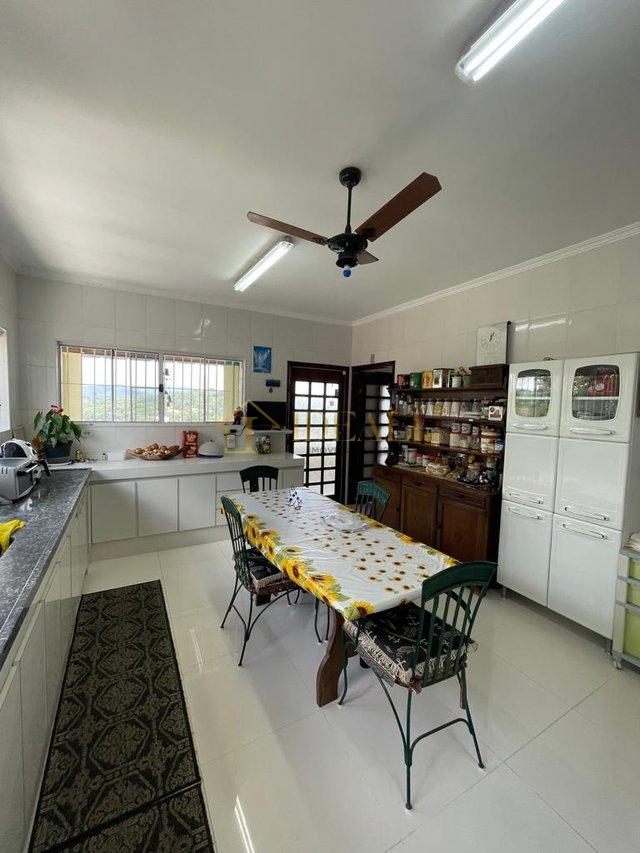 Excepcional Casa em Condomínio com acesso a represa em Mairiporã - Mairiporã - 