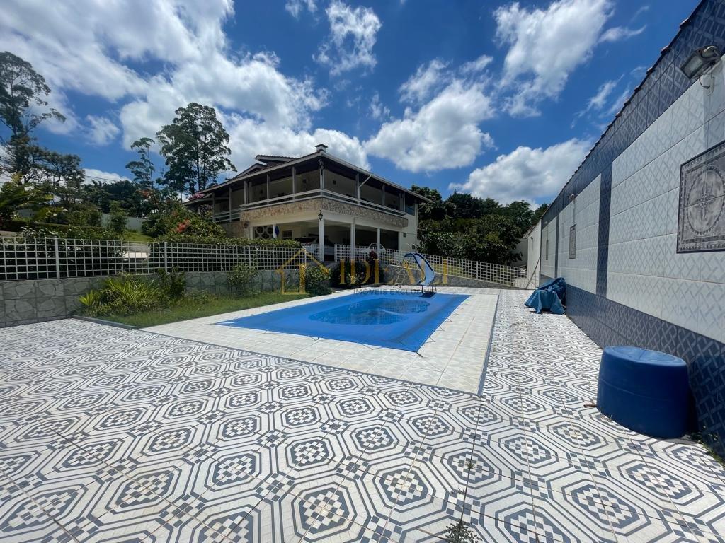 Excepcional Casa em Condomínio com acesso a represa em Mairiporã - Mairiporã - 
