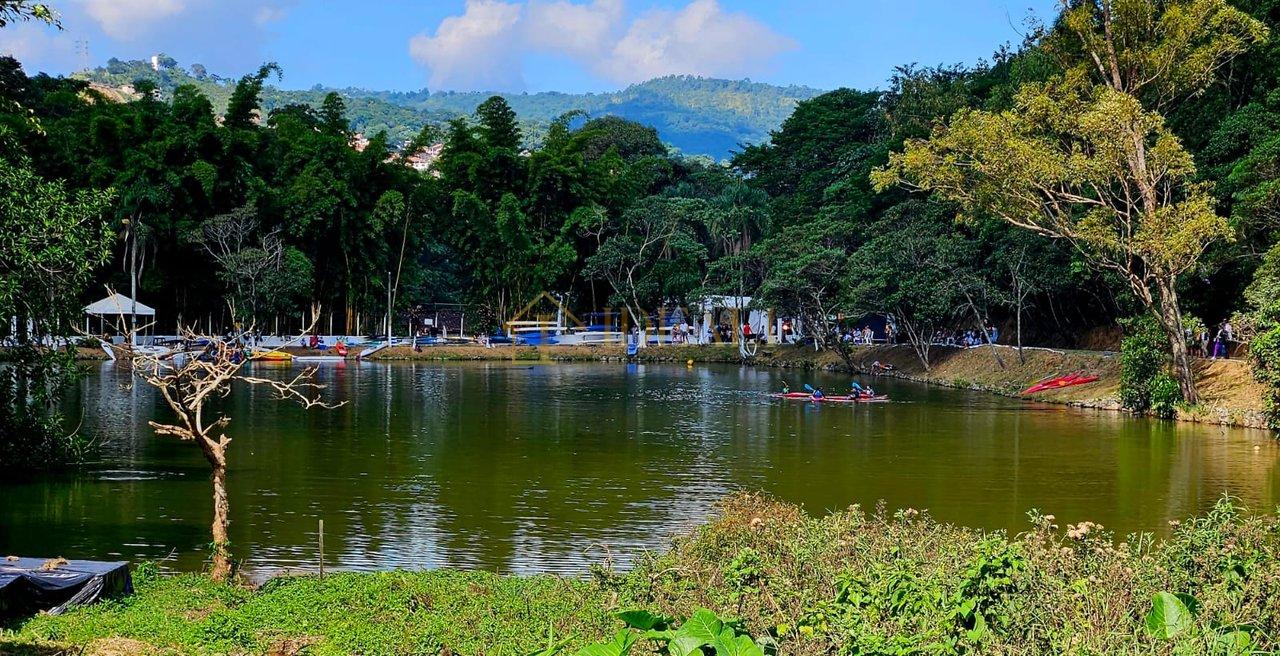 Casa à venda frente ao lago em Mairiporã - Mairiporã - 