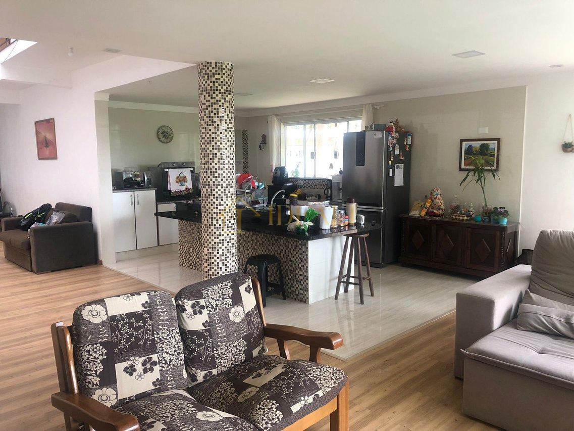 Linda casa na Serra da Cantareira - Mairiporã - 