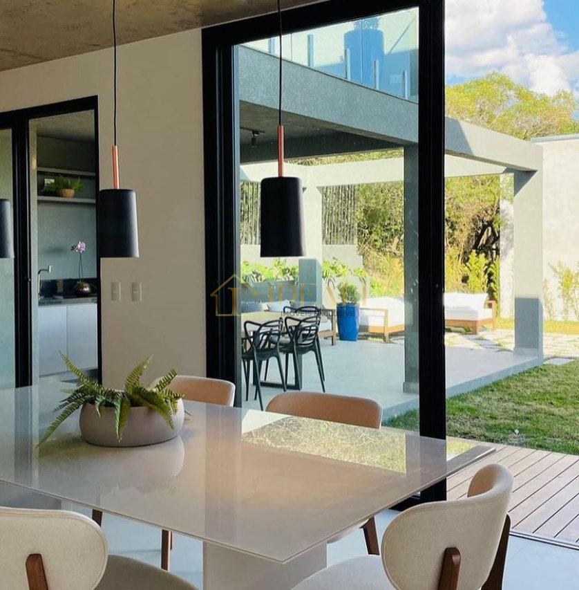 Lançamento-Casa luxuosa em Condomínio fechado em Atibaia Av.Zezico Peçanha Atibaia - 
