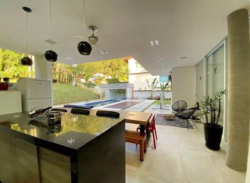 Excelente Casa à venda em condomínio em Mairiporã - Mairiporã - 