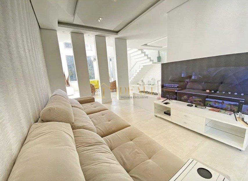Excelente Casa à venda em condomínio em Mairiporã - Mairiporã - 