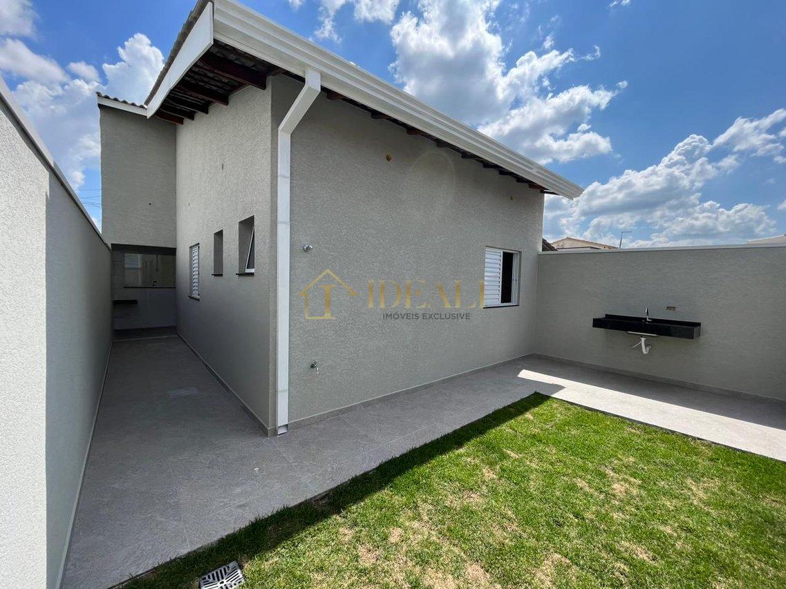 Belissíma casa térrea à venda em Atibaia, Nova Cerejeira Rua Bromélias Imperiais  Atibaia - 