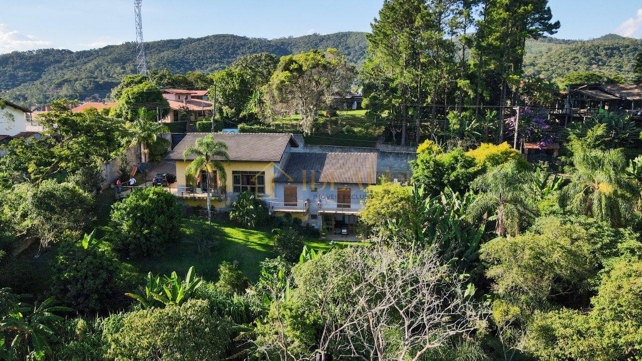 Casa com vista Panorâmica próximo ao centro de Mairiporã - Mairiporã - 