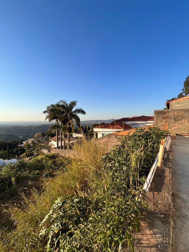 CASA À VENDA ( ALPES DE CAIEIRAS ) R$ 1.700.000,00 ACEITA FINANCIAMENTO - Caieiras - 