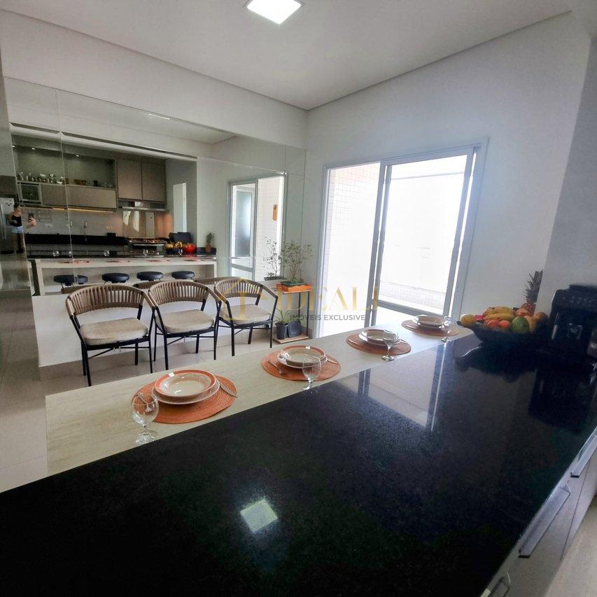 ? Apartamento de Luxo no Canto do Forte com Acabamento Exclusivo Rua xixova  Praia Grande - 