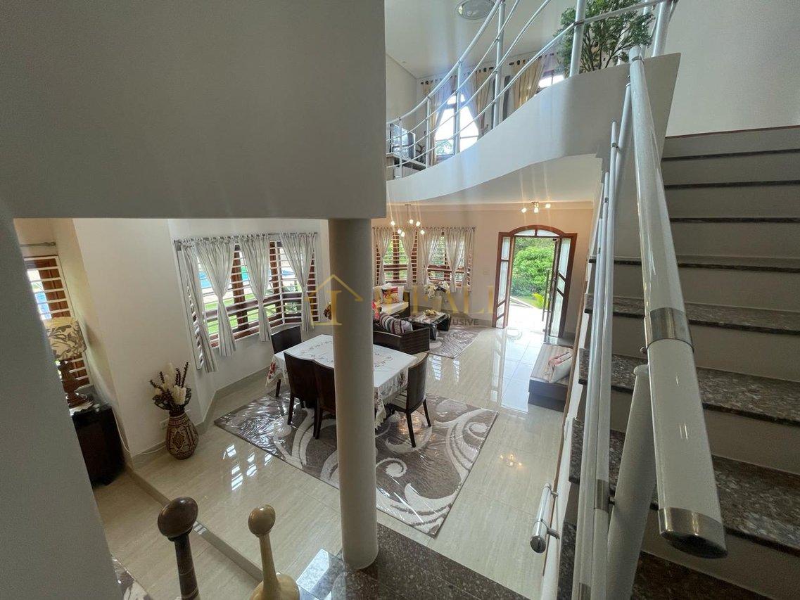 EXCEPCIONAL CASA EM CONDOMINIO FECHADO COM ACESSO A REPRESA lote 15 Mairiporã - 