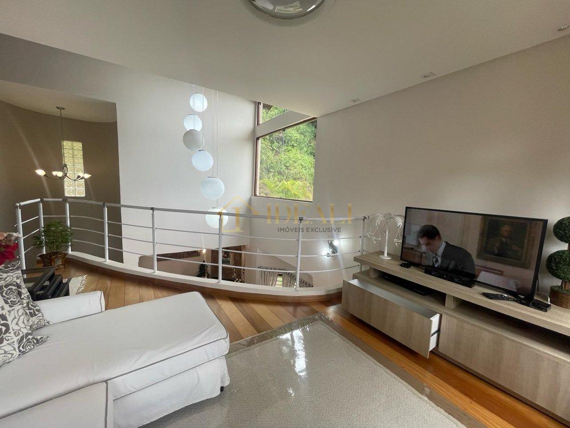 EXCEPCIONAL CASA EM CONDOMINIO FECHADO COM ACESSO A REPRESA lote 15 Mairiporã - 