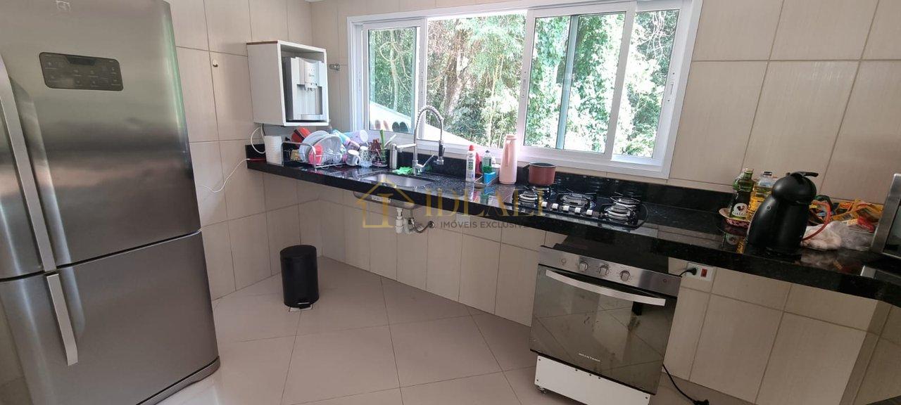 Linda Casa em condomínio na Serra da Cantareira - Mairiporã - 