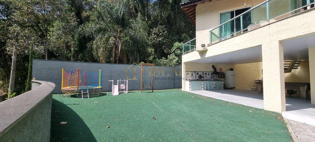 Linda Casa em condomínio na Serra da Cantareira - Mairiporã - 