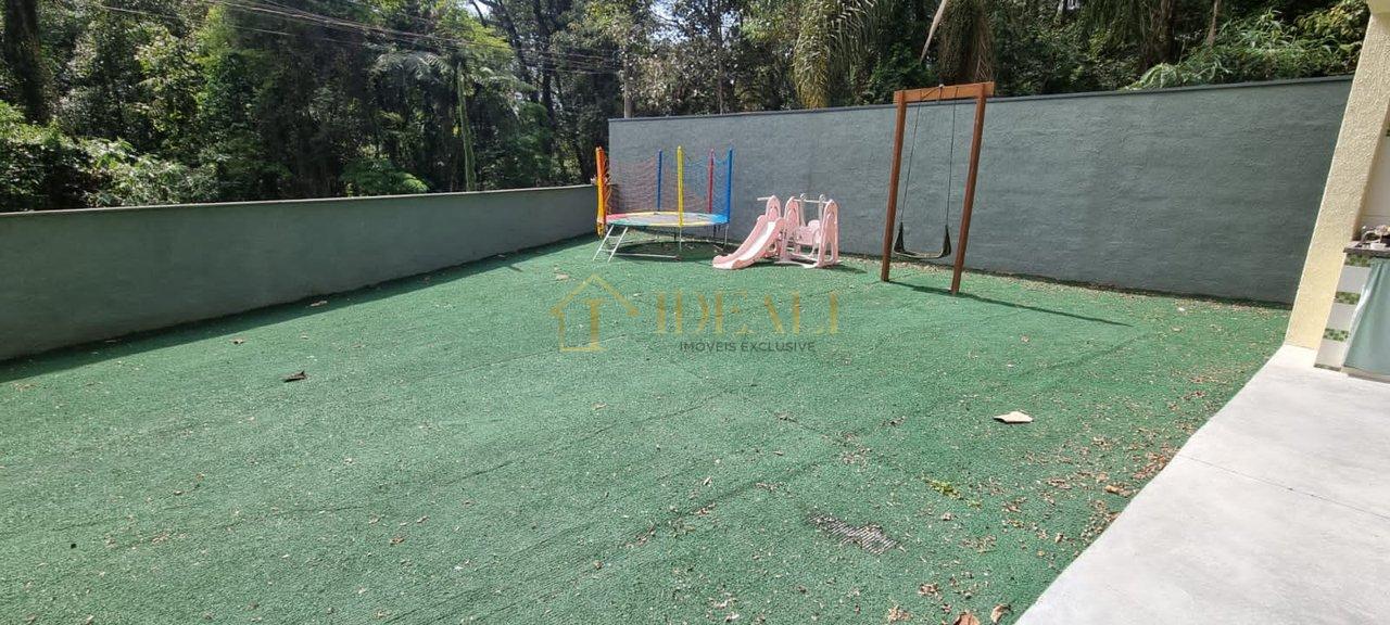 Linda Casa em condomínio na Serra da Cantareira - Mairiporã - 