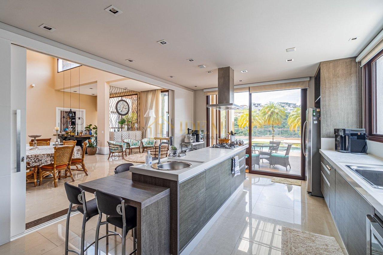 EXCEPCIONAL CASA PARA VENDA E LOCAÇÃO EM CONDOMINIO DE LUXO EM ATIBAIA avenida santana Atibaia - 