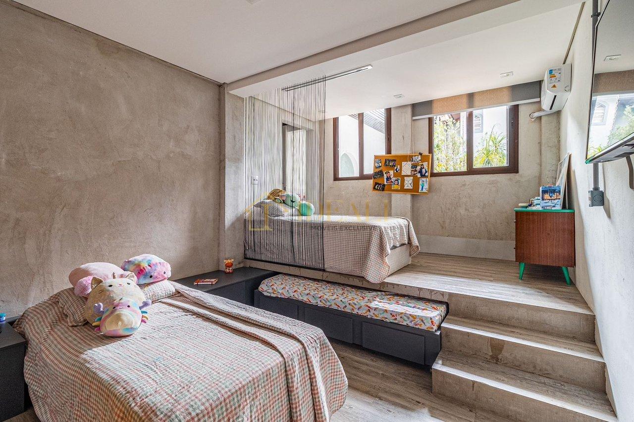 EXCEPCIONAL CASA PARA VENDA E LOCAÇÃO EM CONDOMINIO DE LUXO EM ATIBAIA avenida santana Atibaia - 