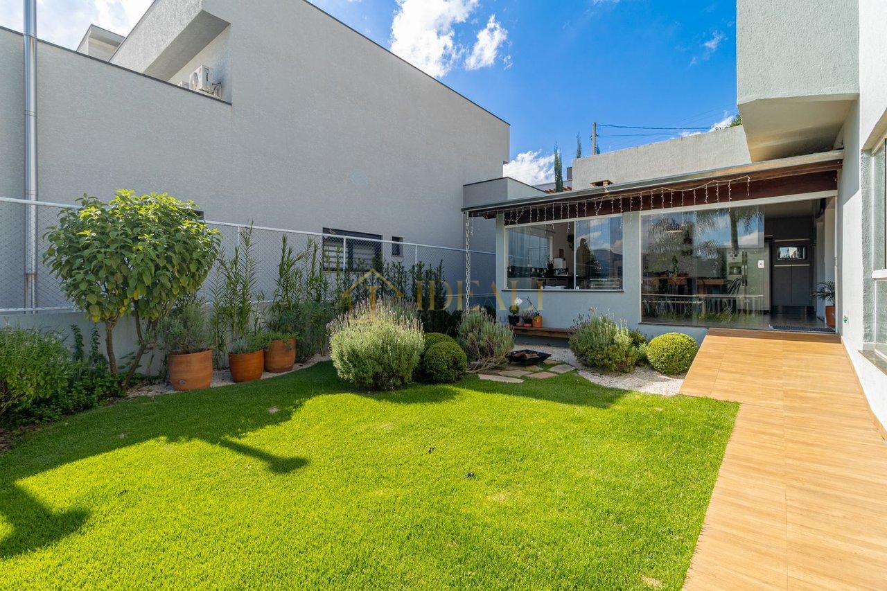 EXCEPCIONAL CASA À VENDA EM CONDOMINIO FECHADO DE ALTO PADRAO EM ATIBAIA - Atibaia - 