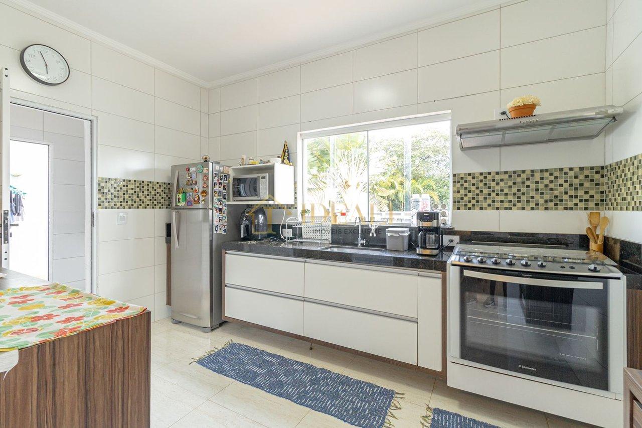 EXCEPCIONAL CASA À VENDA EM CONDOMINIO FECHADO DE ALTO PADRAO EM ATIBAIA - Atibaia - 