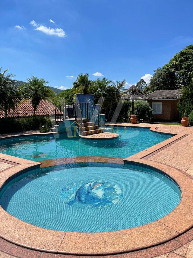 EXCEPCIONAL CASA À VENDA NO ESTILO NEO CLASSICA EM MAIRIPORÃ - SP - Mairiporã - 