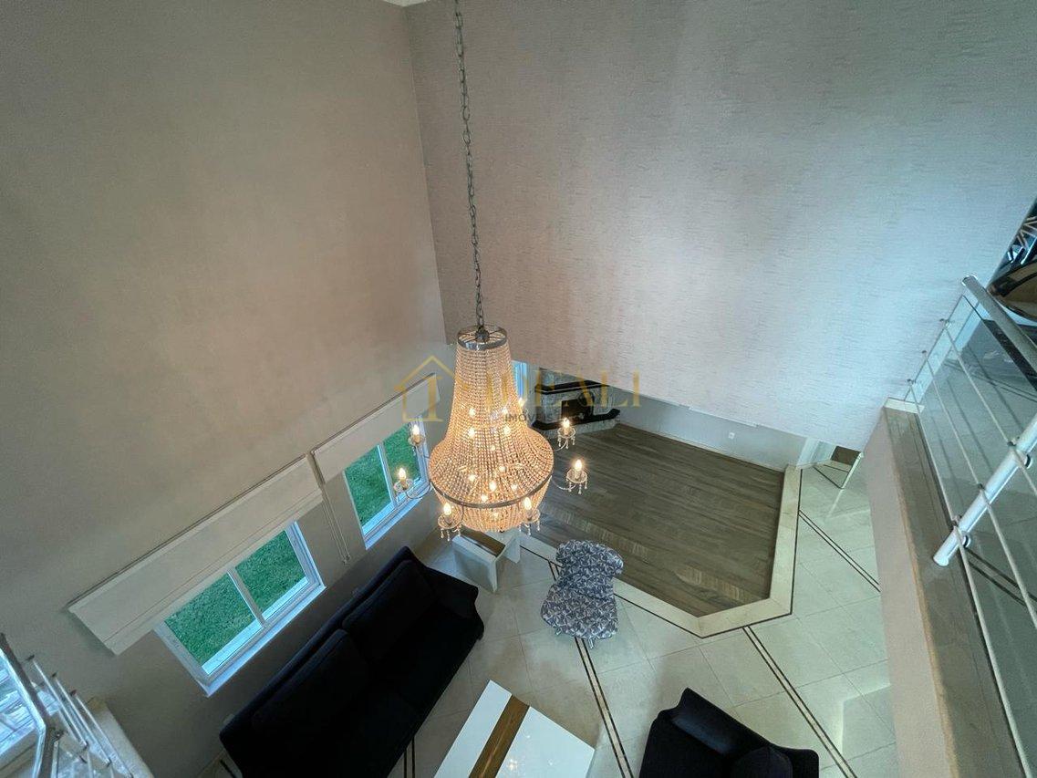 EXCEPCIONAL CASA EM CONDOMINIO FECHADO DE LUXO EM MAIRIPORA - Mairiporã - 