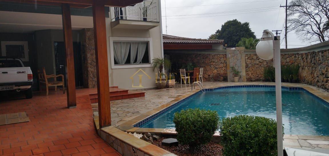 Linda casa de bairro residencial em Atibaia! - Atibaia - 