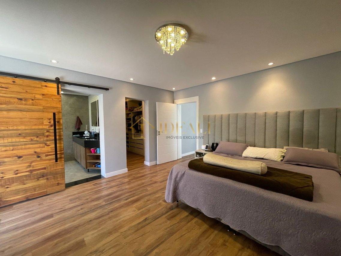 Excepcional Casa em Condomínio Fechado de Mairiporã - SP - Mairiporã - 