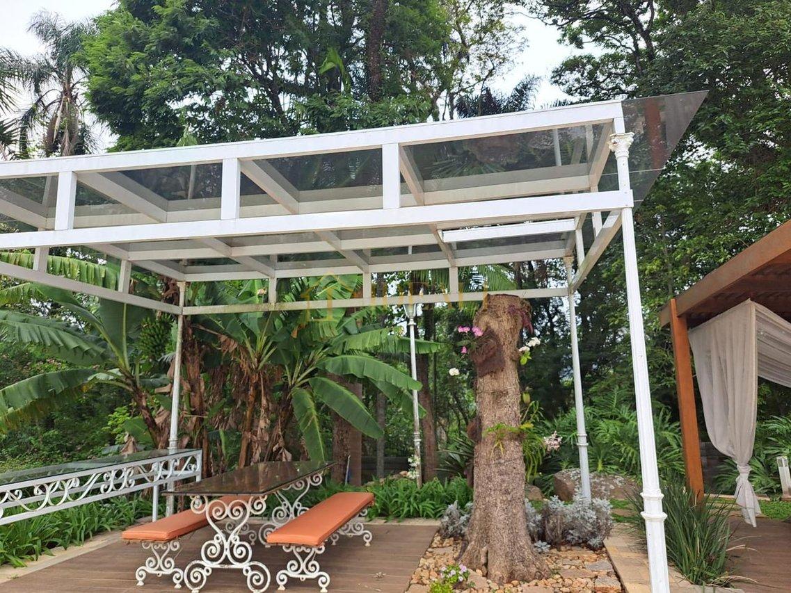 Incrível casa de campo, com 700 metros de área construída, sauna, spa e bar molhado - Mairiporã - 