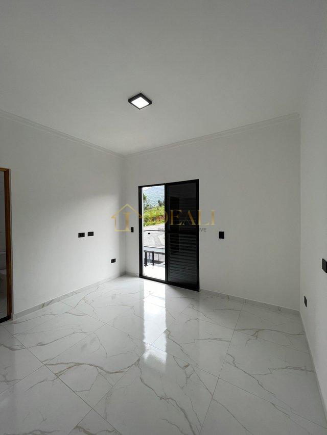 SOBRADO NOVINHO EM CAIEIRAS - SP (JD. EUROPA) R$ 750.000,00 AVENIDA PAULICEIA Caieiras - 