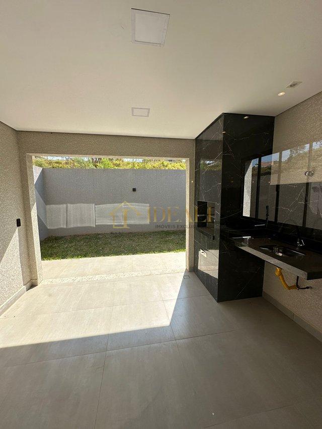 SOBRADO NOVINHO EM ATIBAIA - SP ( ACEITA FINANCIAMENTO ) Rua Colômbia Atibaia - 
