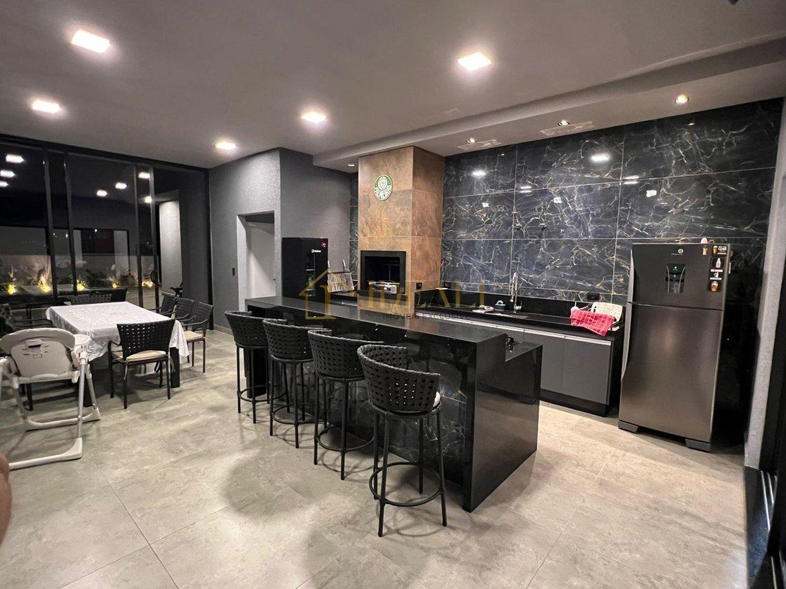 CASA TERREA EM CONDOMINIO FECHADO DE ATIBAIA - Atibaia - 