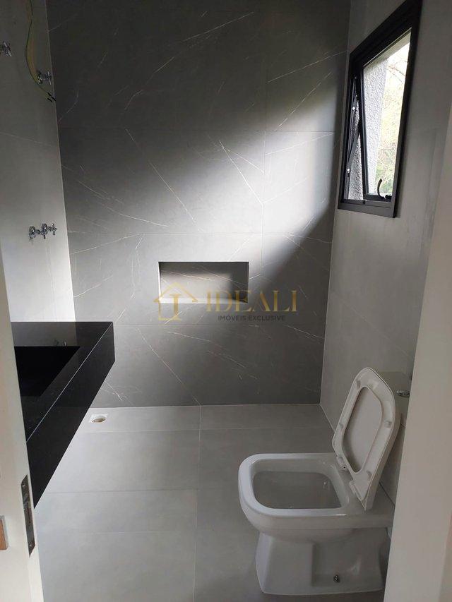 CASA A VENDA EM CONDOMINIO FECHADO DE ATIBAIA 5 MINUTAS DA RODOVIA FERNÃO DIAS Alameda dos pinheiros  Atibaia - 