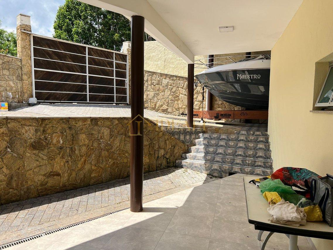 CASA EM CONDOMINIO FECHADO EM IGARATÁ ( PÉ NA AGUÁ ) COM PIER PROPRIO - Igaratá - 