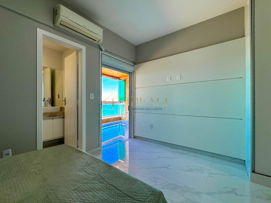 Cobertura Duplex em Frente o Mar a venda por R$ 2.800.000,00 - Praia Grande - 