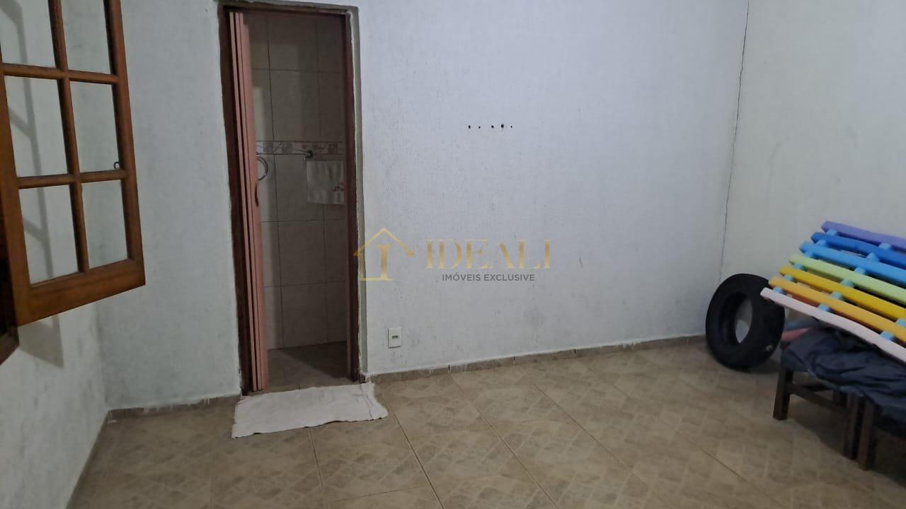 CHACARA EM CONDOMINIO FECHADO DE MAIRIPORÃ - Mairiporã - 