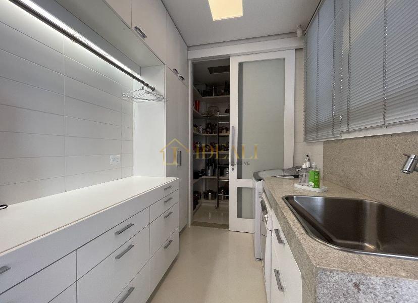 Belíssima Casa com 3 Suítes e Piscina- Vila Santista Atibaia-SP - Atibaia - 