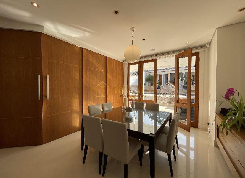 Belíssima Casa com 3 Suítes e Piscina- Vila Santista Atibaia-SP - Atibaia - 