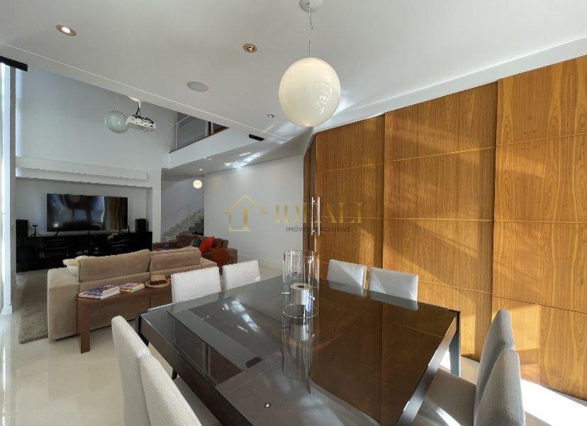 Belíssima Casa com 3 Suítes e Piscina- Vila Santista Atibaia-SP - Atibaia - 