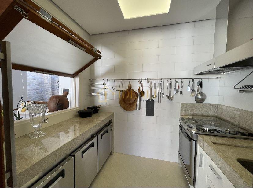 Belíssima Casa com 3 Suítes e Piscina- Vila Santista Atibaia-SP - Atibaia - 