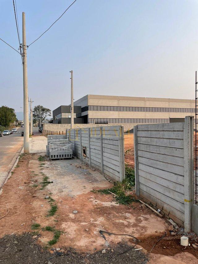TERRENO DE 500 METROS QUADRADOS EM ATIBAIA - Atibaia - 