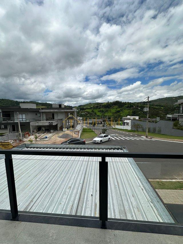 BELA CASA NO CONDOMINIO BOUNA VITA - Atibaia - 