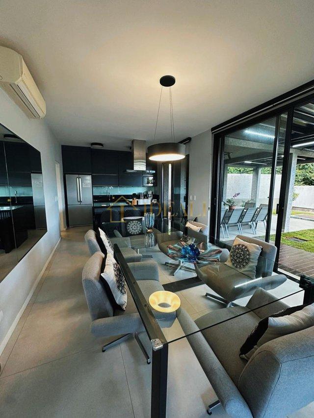 LINDA CASA NO CONDOMINIO LA RESERVA 1 - Atibaia - 