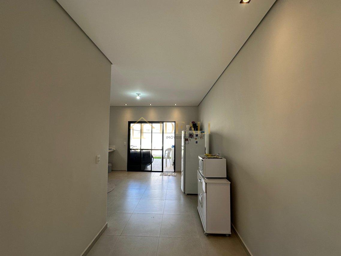 CASA NOVA COM LOCALIZAÇÃO PRIVILEGIADA, 2 MINUTOS DA AVENIDA LUCAS N. GARCEZ, ATIBAIA-SP - Atibaia - 