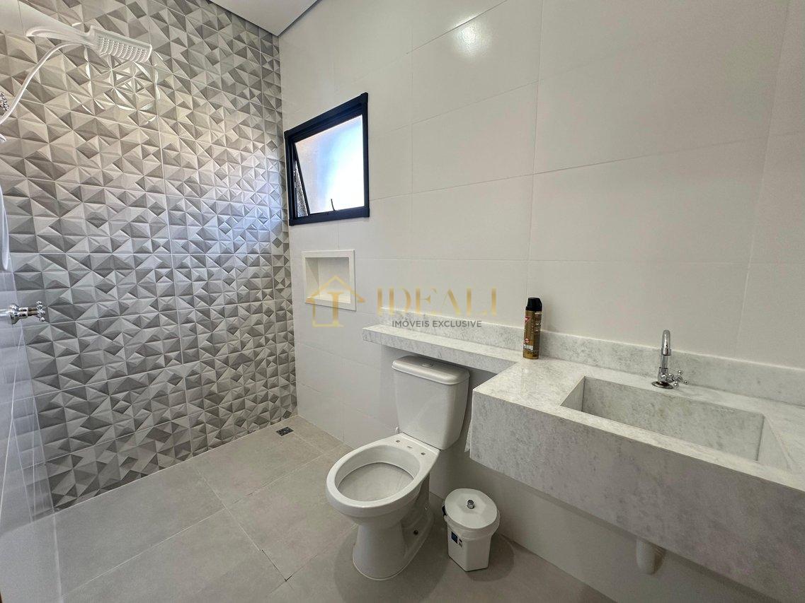 CASA NOVA COM LOCALIZAÇÃO PRIVILEGIADA, 2 MINUTOS DA AVENIDA LUCAS N. GARCEZ, ATIBAIA-SP - Atibaia - 