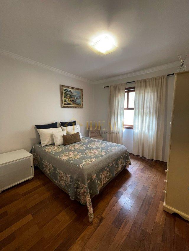 LINDA CASA NO CONDOMÍNIO PARQUE DAS GRAÇAS - Atibaia - 