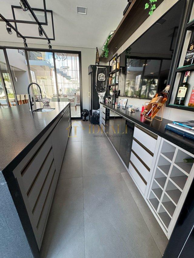 LINDA CASA LUXUOSA EM CONDOMINIO EM ATIBAIA SP - Atibaia - 