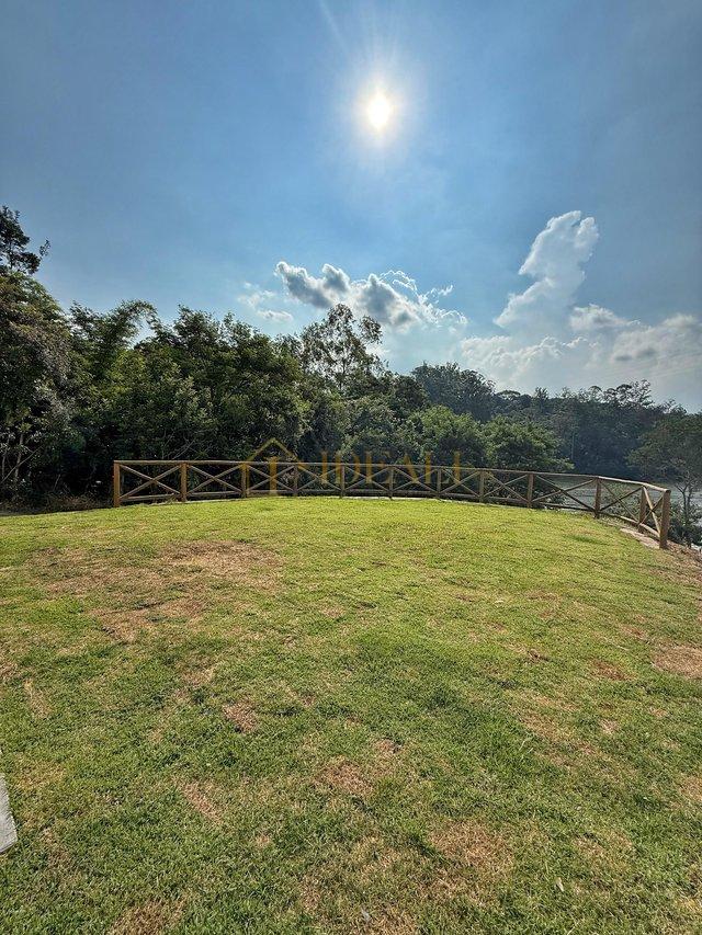 BELÍSSIMA CHACARA EM MAIRIPORÃ COM FUNDO PARA REPRESA - Mairiporã - 