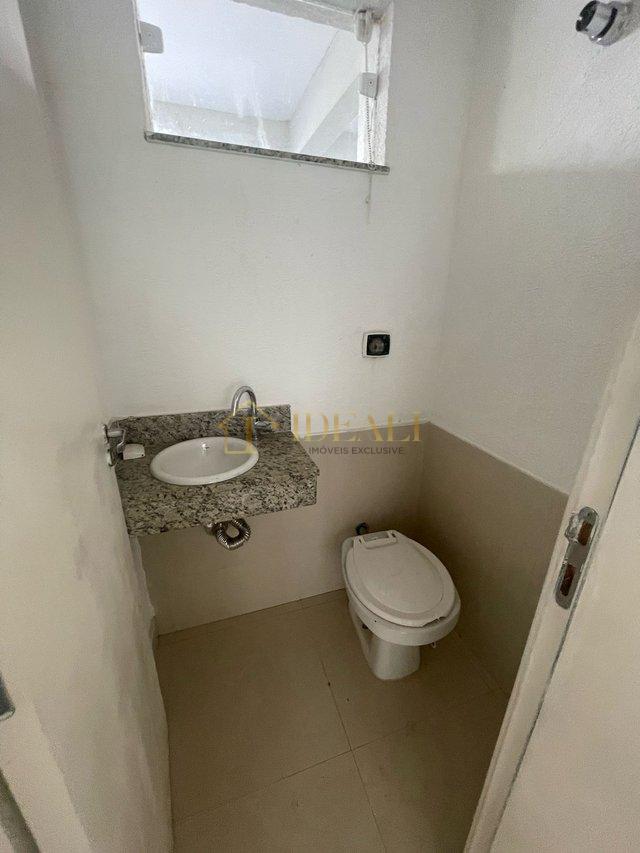 BELA CASA EM CONDOMINIO EM ATIBAIA - Atibaia - 