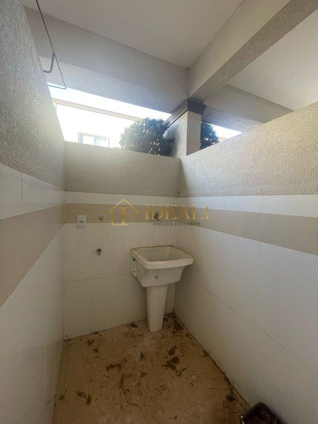 BELA CASA EM CONDOMINIO EM ATIBAIA - Atibaia - 
